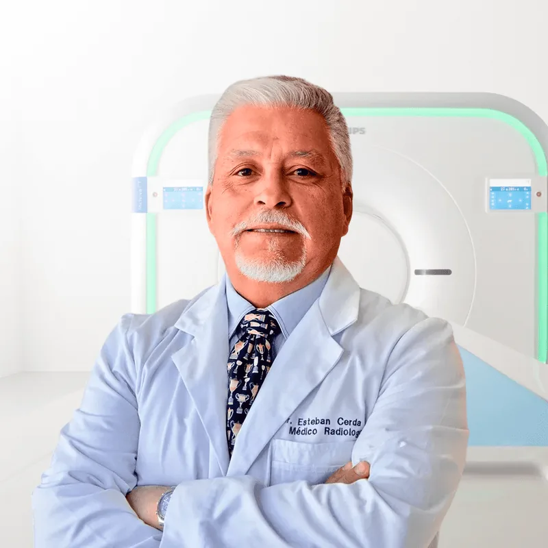 Dr. Esteban Cerda, médico radiólogo